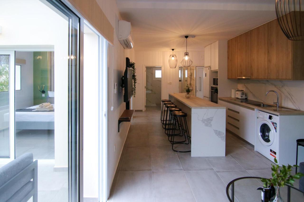 Phaedrus Living: Seaside Modern Flat Limnaria 123 Appartement Paphos Buitenkant foto
